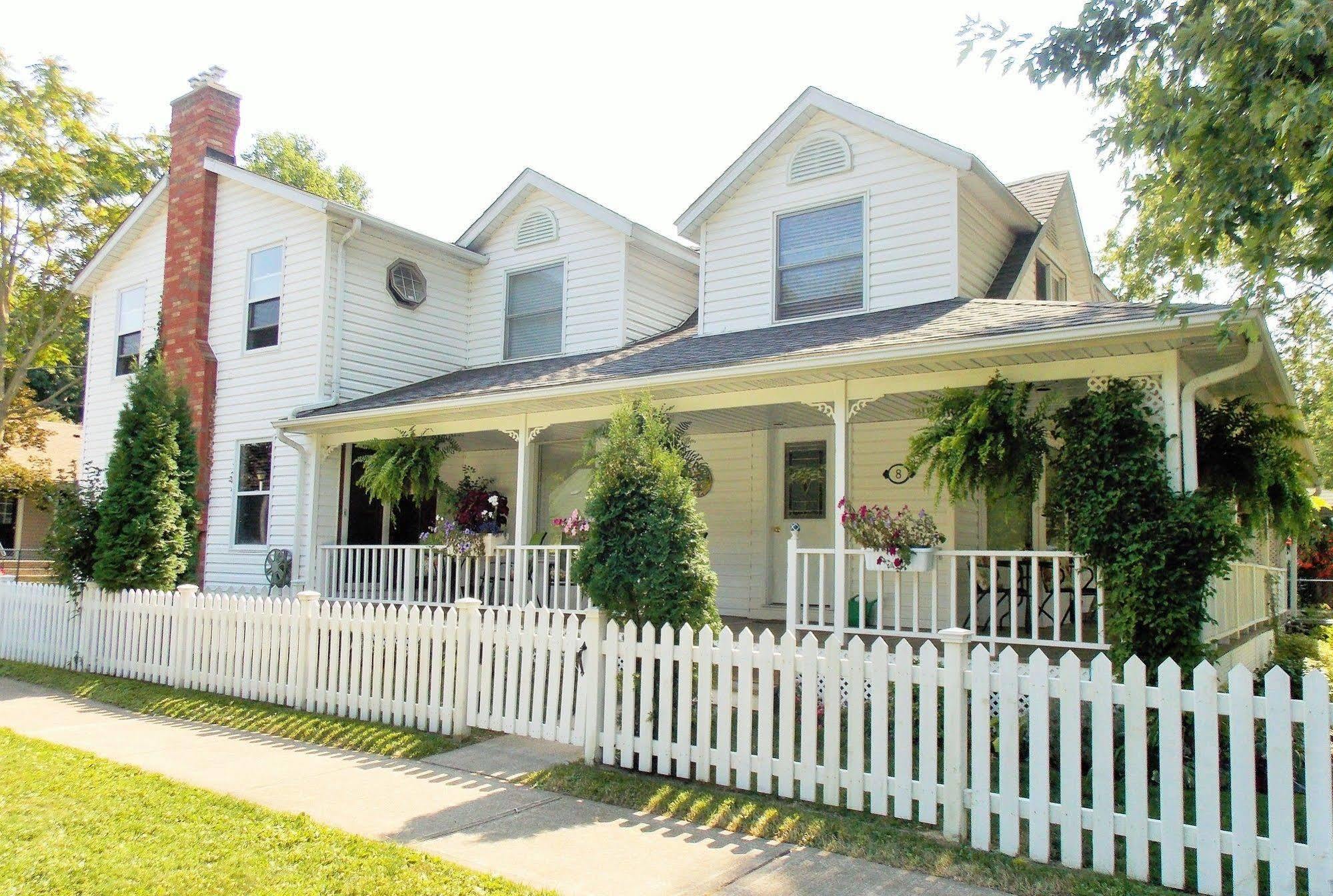 Finlay House Bed And Breakfast Niagara - On - The - Lake מראה חיצוני תמונה